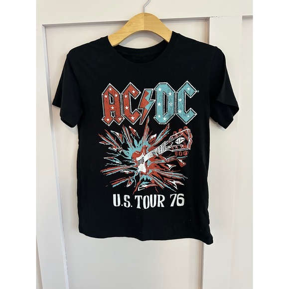 goodie two sleeves Tops - AC/DC US Tour 76 Graphic Tee Goodie Two Sleeves Black Small Rock Band T-Shirt